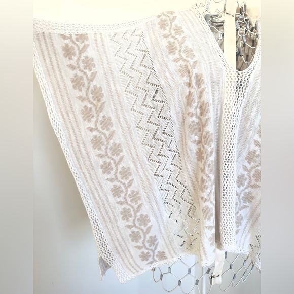 CLUB MONACO Embroidered Knit Poncho/Kimono/Tunic - Picture 5 of 9